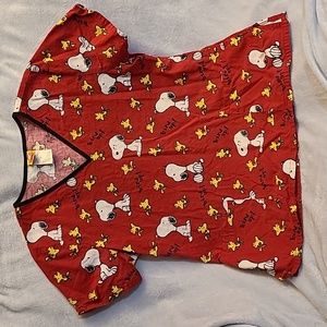 Scrub top